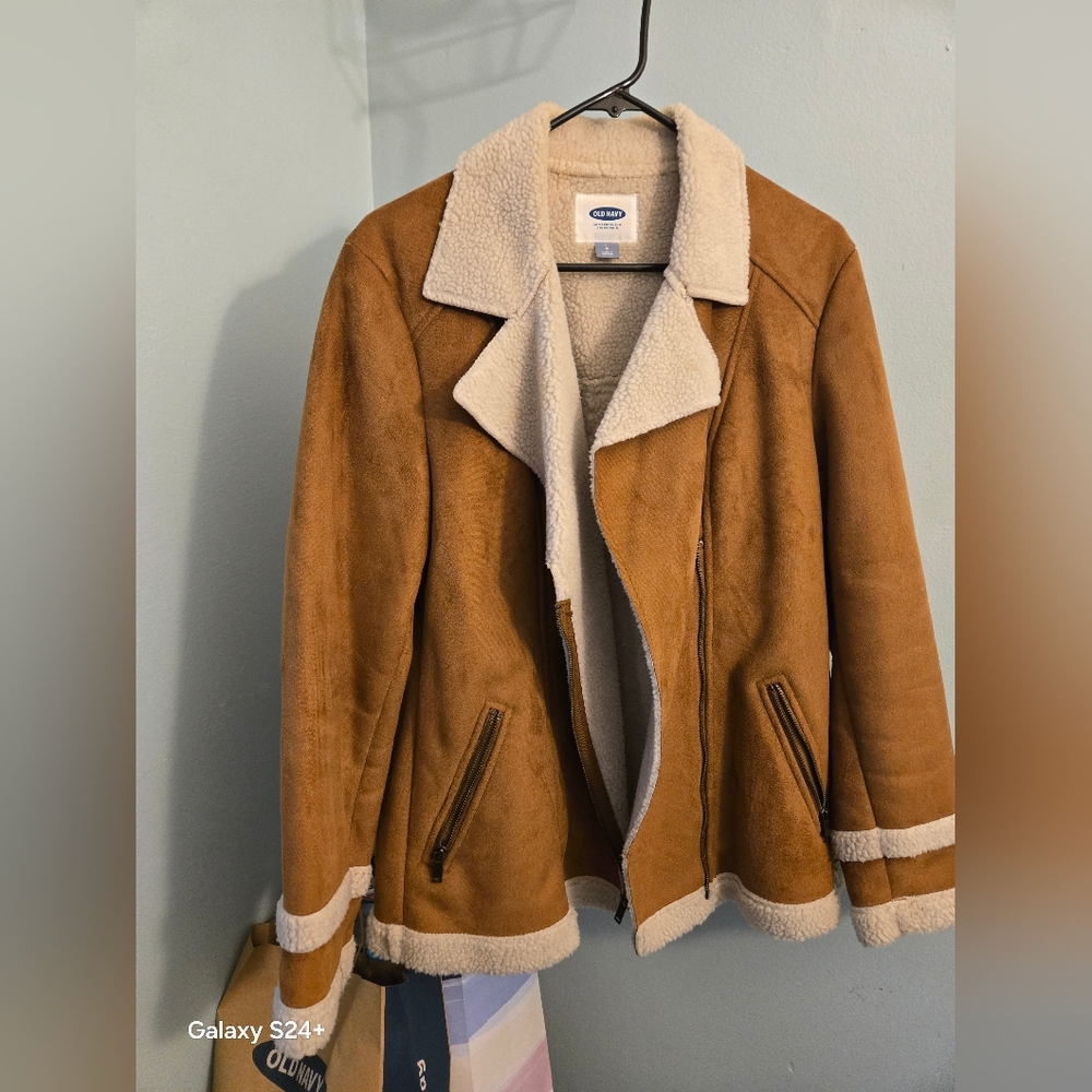 Old Navy Women's Brown Suede Jacket With Sherpa